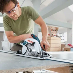 1600 Bosch  Professional