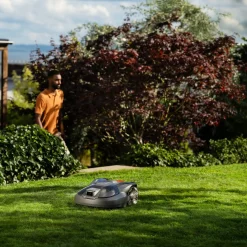 Automower® 308V Med Robothus