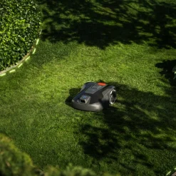 Automower® 312V Med Robothus & Reservkniv