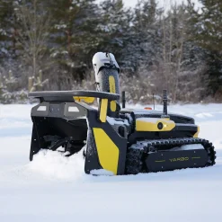 Core med Gräsklipparmodul och Snöslungemodul