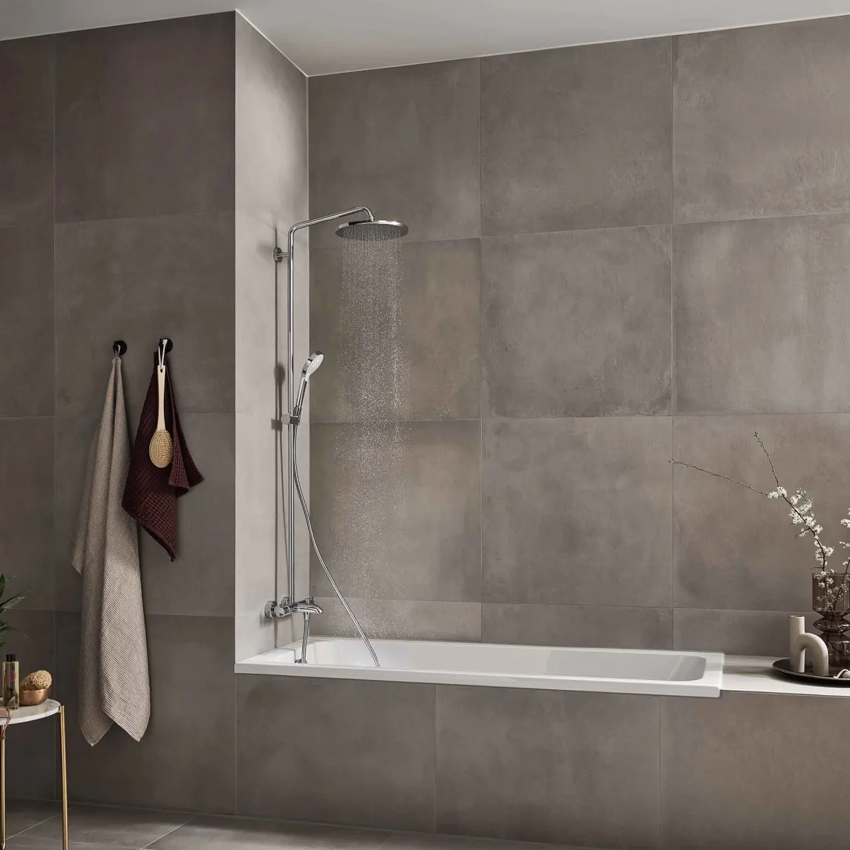 Croma Select S 280 Air 1jet Showerpipe med Badkarsblandare