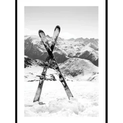 Crossed Skis
