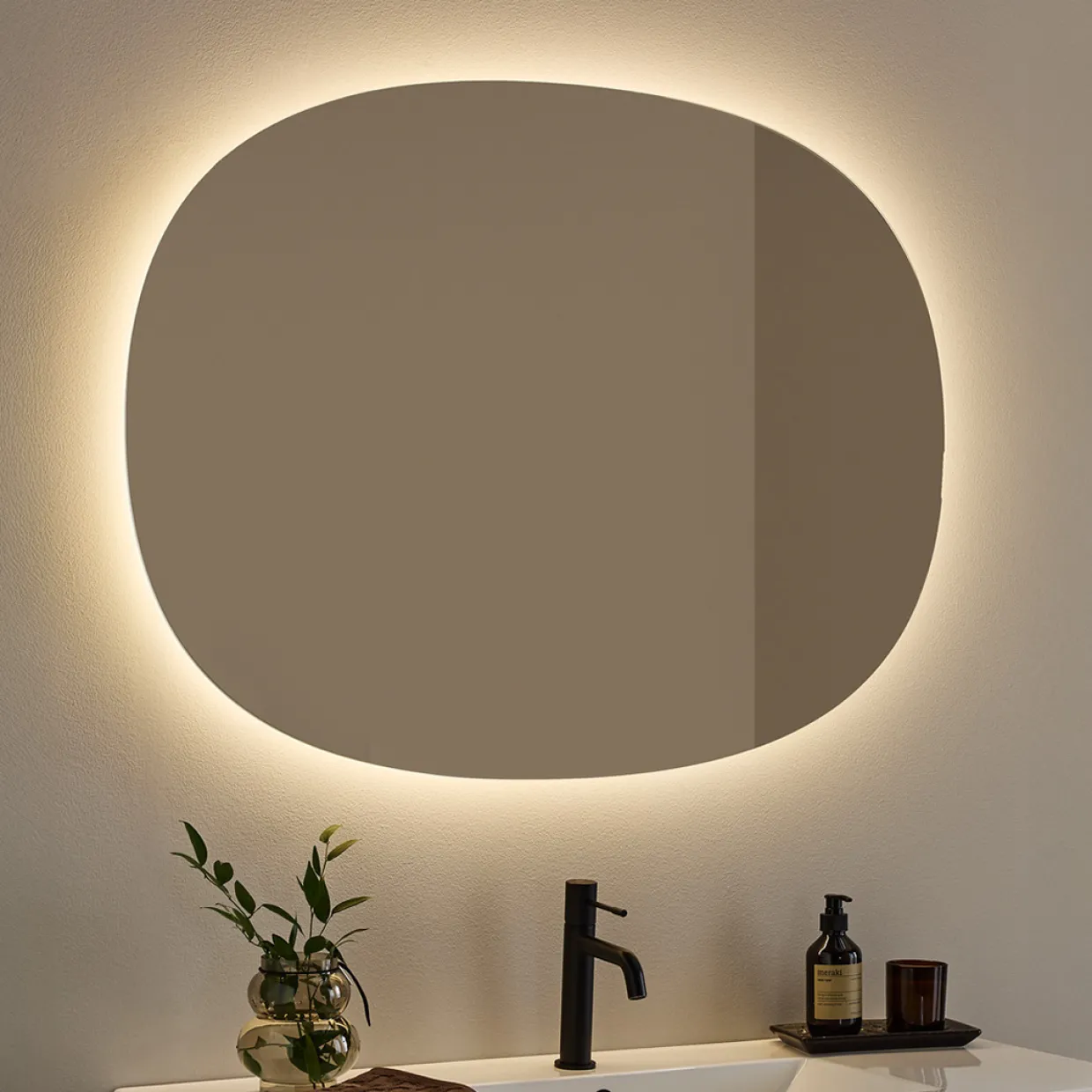 Ellipse LED 1000x750