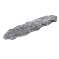 Grå