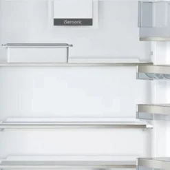 iQ500 KI81RAFE1 med LED-belysning och SuperCooling-teknik