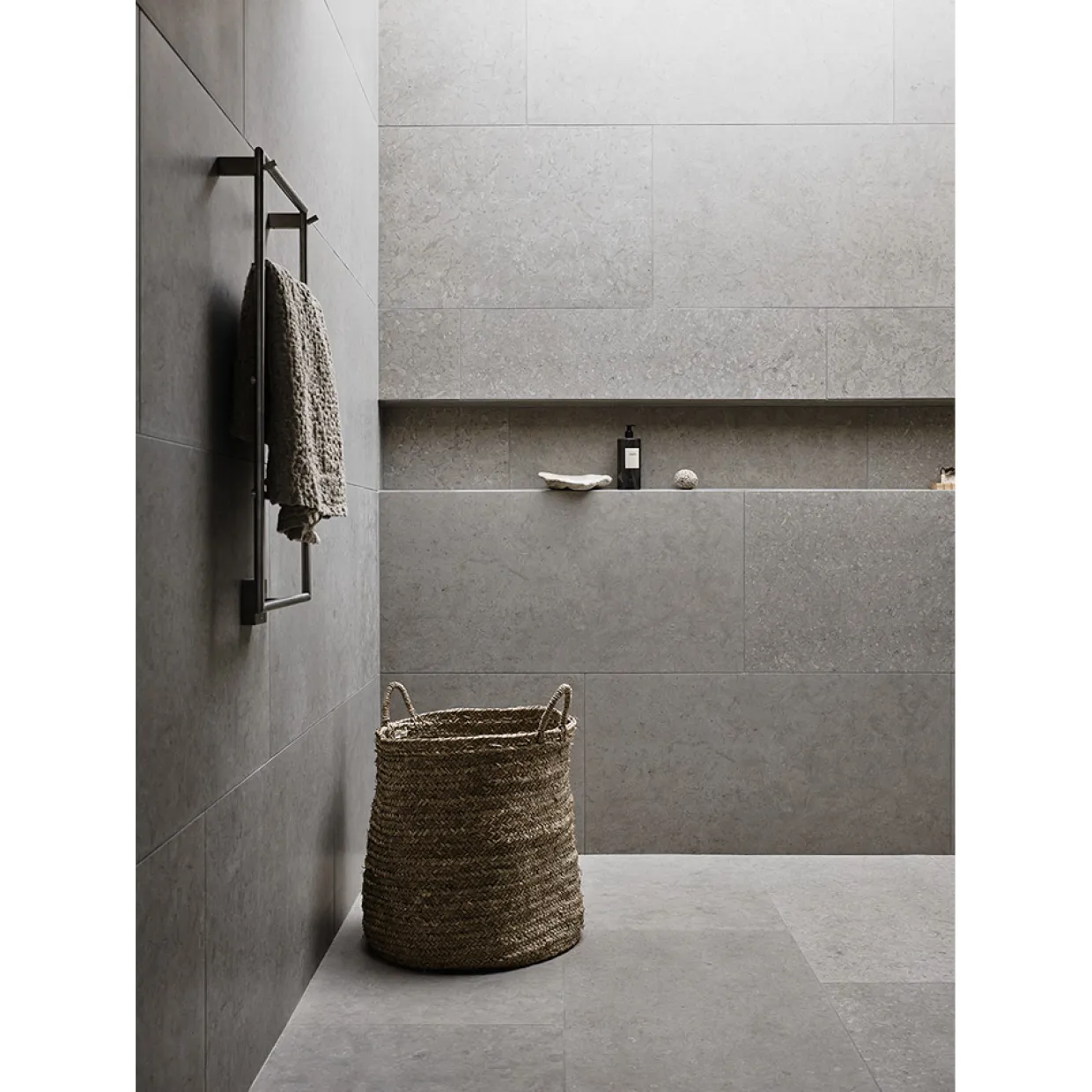 J36 Runö Light Grey 60x30 cm
