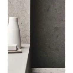 J612 Runö Warm Grey