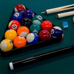 Komplett Spelpaket med Officiella Kulor & Biljardköer