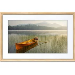 Meural Canvas 21-tum Light Wood