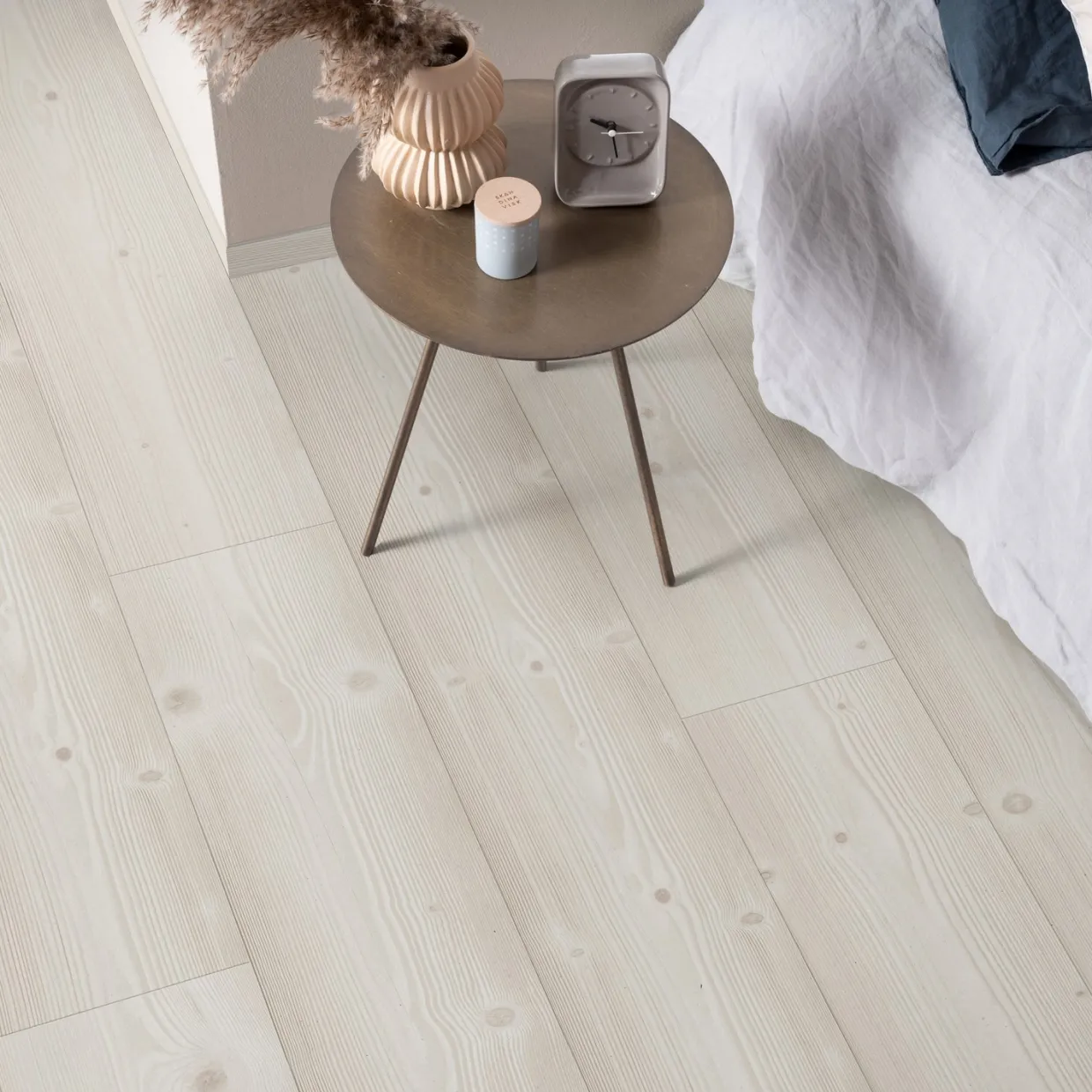 Modern Plank 4V - Brushed White Pine