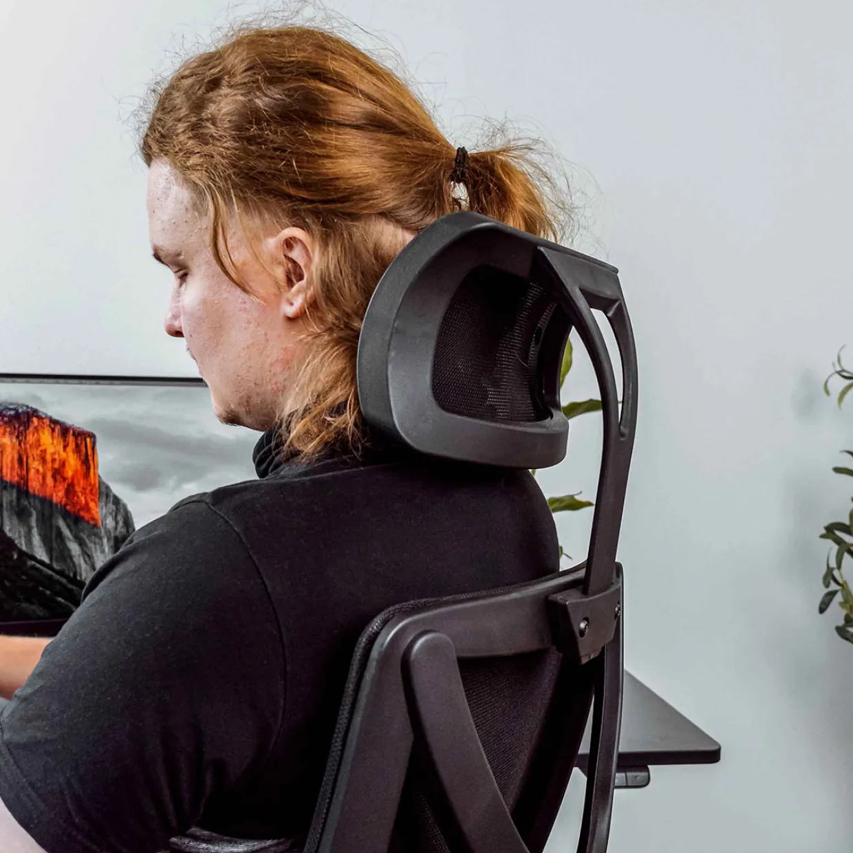 Office Pro Stol med Andningsväv & Utdragbart Fotstöd