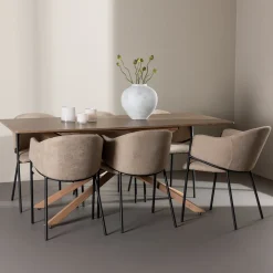 Piazza 180 med 6 st Evelina Stolar