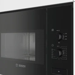Serie 4 BFL520MB0 Inbyggnadsmikro Svart 800W