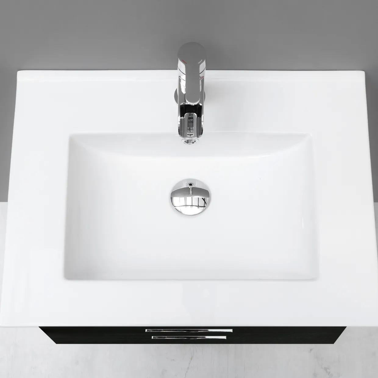Slim Svart Ek 60 med Lådor och Spegel Luna LED