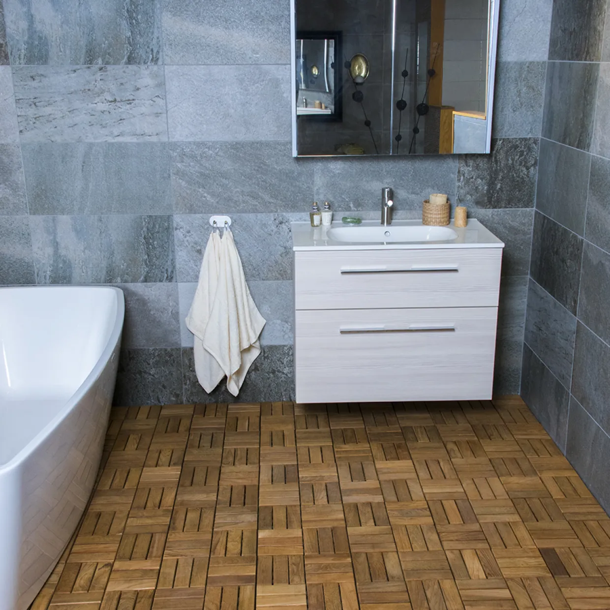 Teak Deltaplattan 30x30 Typ B