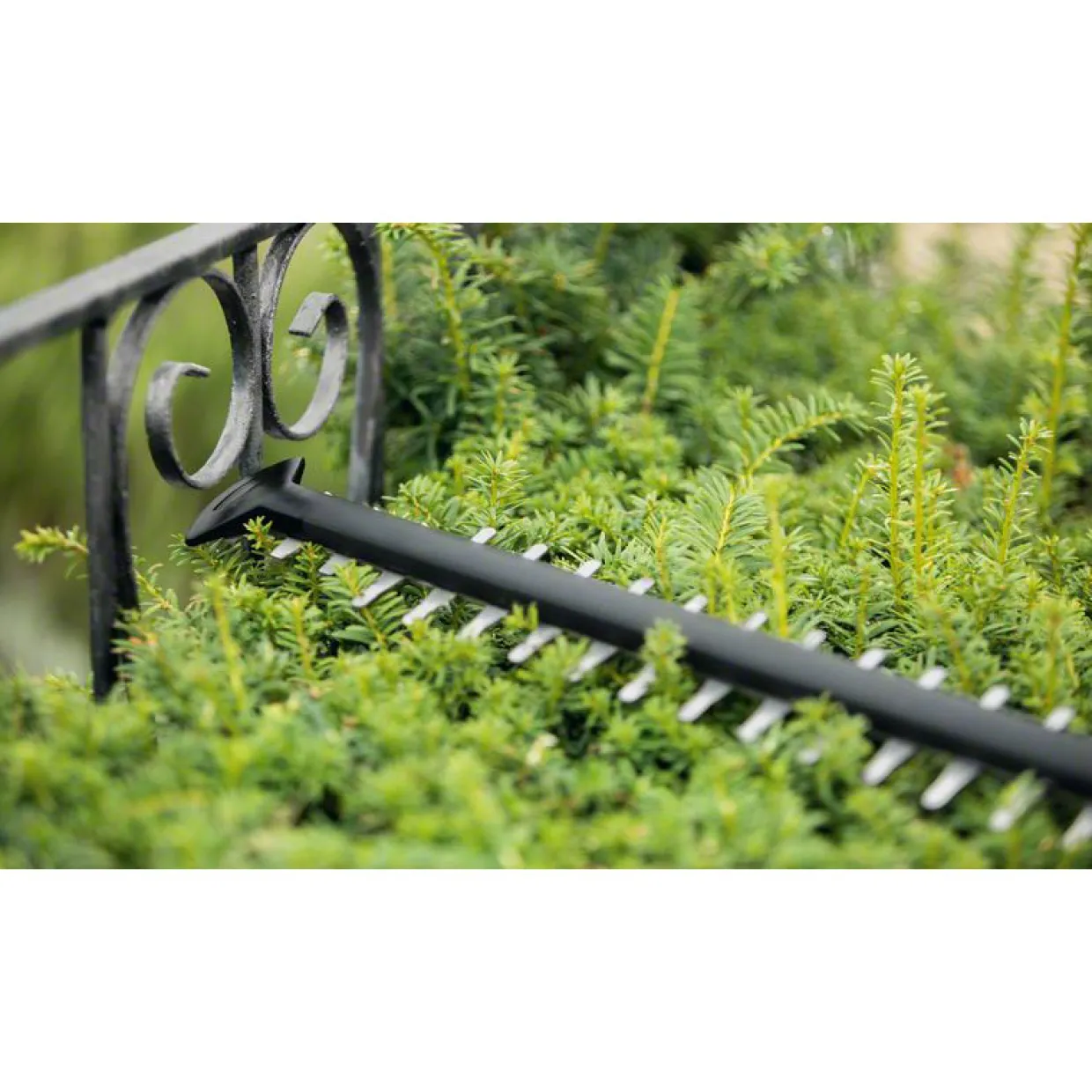 UniversalHedgeCut 18-50 AL1830CV 2,5AH Batteri