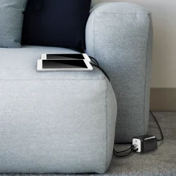 1xUSB-A + 1xUSB-C Med Fast Kabel 1,5m GaN 30W