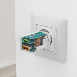 1x USB-C 1x USB-A GaN 45W Vit